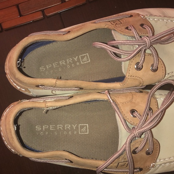 Men’s boat shoe - Picture 2 of 6